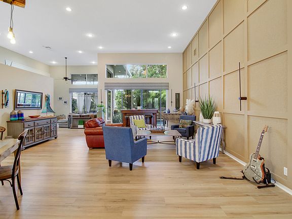 4th image of 11587 Losano Drive