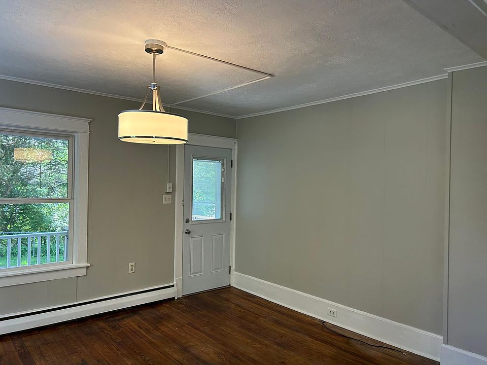 56 Penn St, East Stroudsburg, PA 18301 Zillow