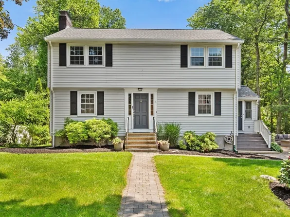 1 Hamilton Rd, Bedford, MA 01730