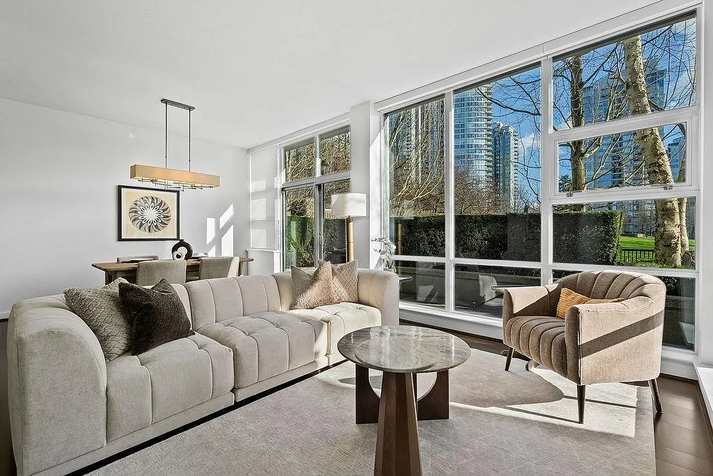3 bed, 1569 sqft, $7,000 — Photo 3