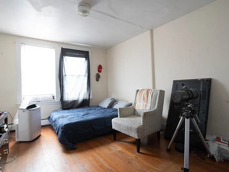 32 Gordon St #3 — Photo 6
