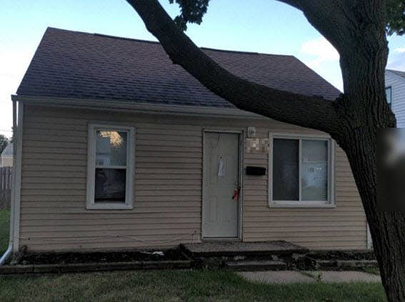 2nd image of 25710 Leach St