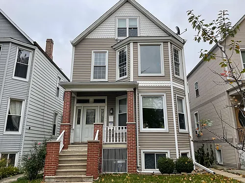 3237 N Ridgeway Ave #2 Photo 1