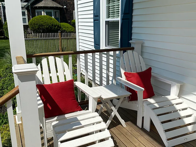 24 Woodland Ave — Photo 2