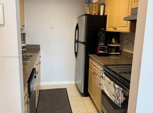 2020 NE 135th St APT 808, North Miami, FL 33181