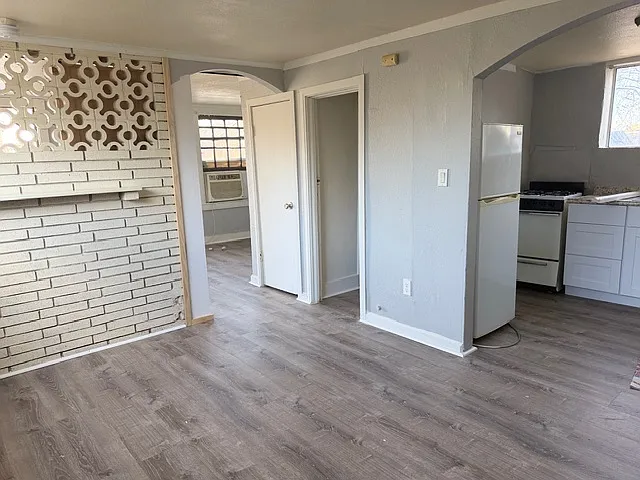 2306 N Elm St #B — Photo 9