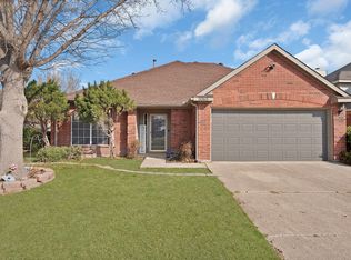 5065 Blanco Dr, Haltom City, TX 76137