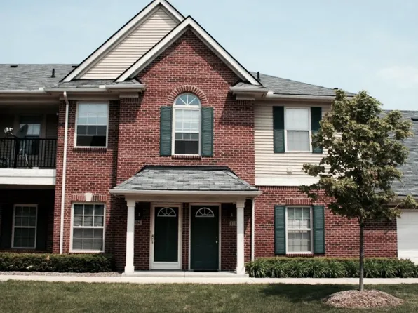 11804 Farmington Rd, Livonia, MI 48150