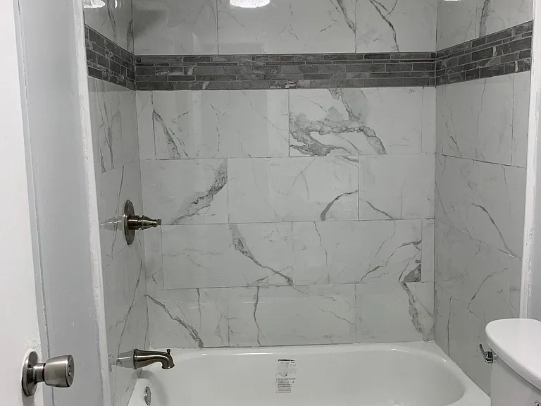 1611 Underwood St — Photo 1