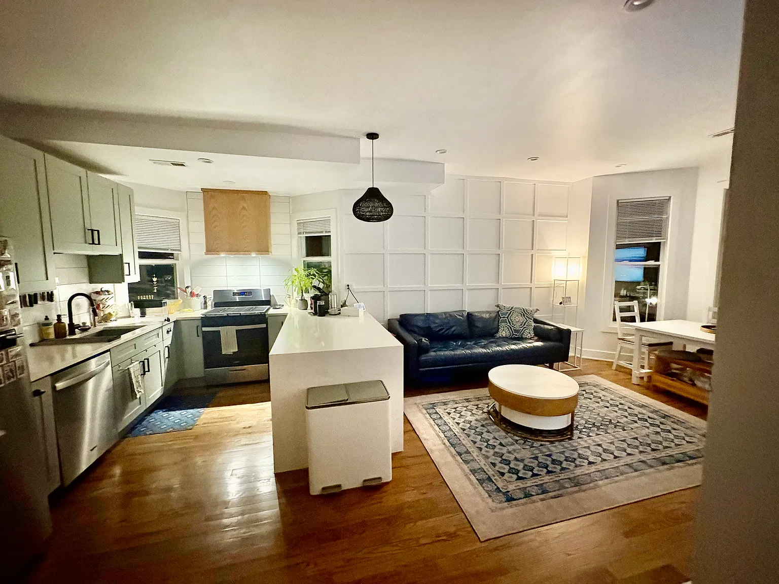 3 bed, $3,600 — Photo 2