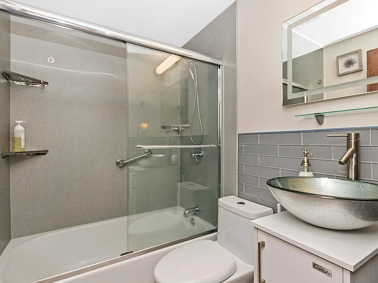 20 Miller St #11 — Photo 11