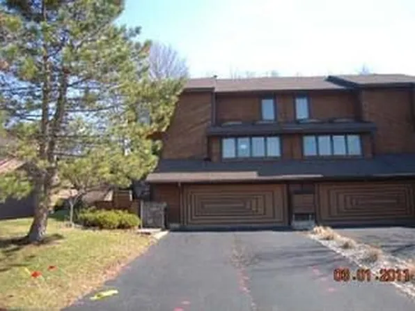 1037 Golfview Dr, Middletown, OH 45042