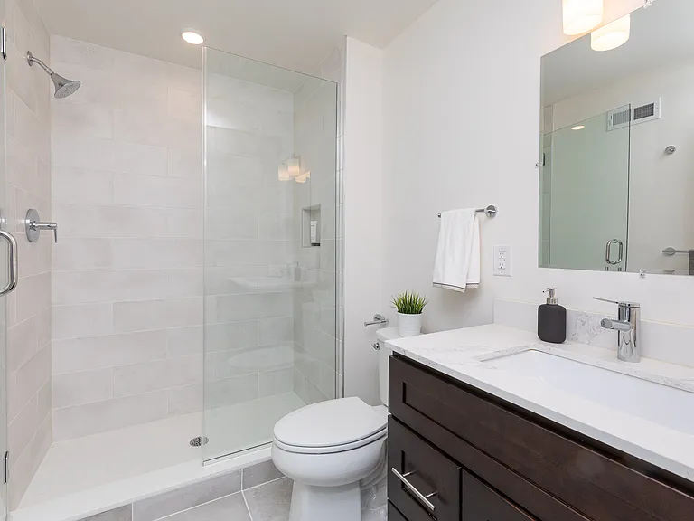 2445 N Front St #3 — Photo 15