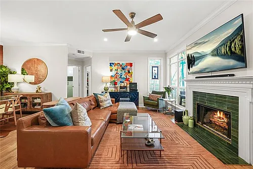 815 McGill Park Ave NE Photo 1
