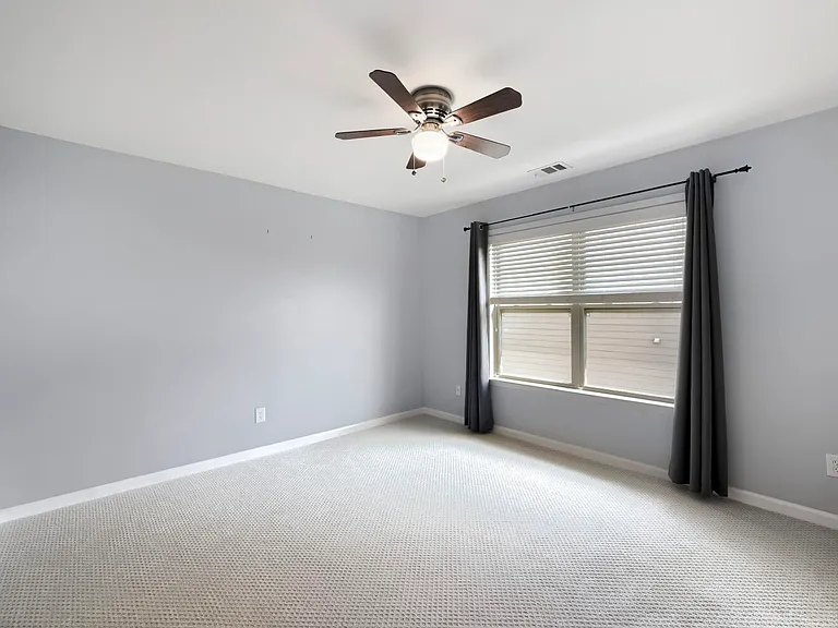 2151 Manor Vw — Photo 22