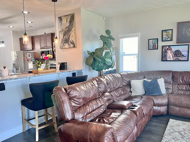 9660 Hollow Pine Dr — Photo 5