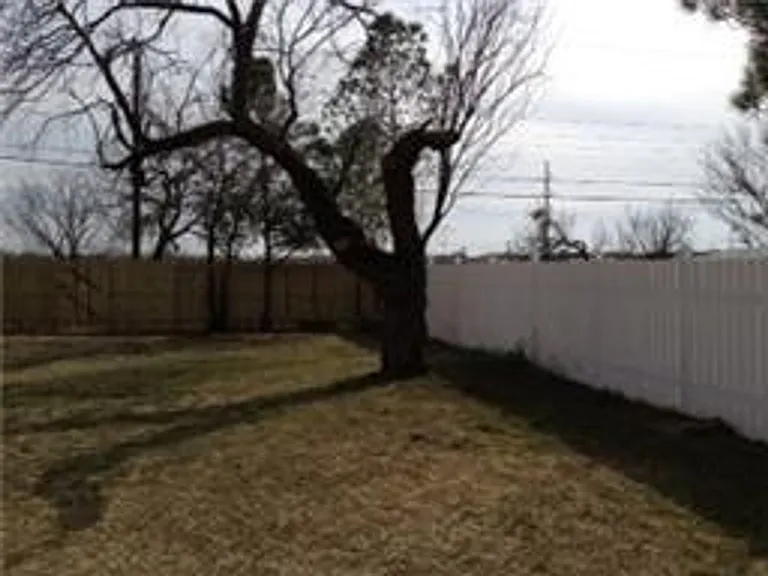 1865 Pasadena Dr — Photo 11