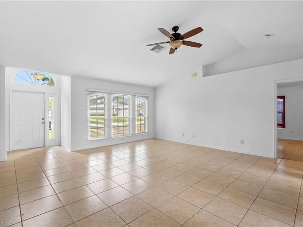 8220 Pennsylvania BLVD, FORT MYERS, FL 33967