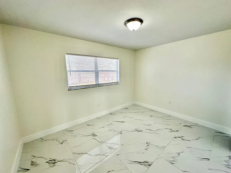 P (Stanton 1285 S Alhambra Cir) — Photo 10