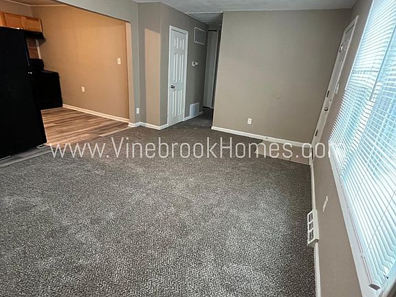 3rd image of 11317 Donnelly Ave