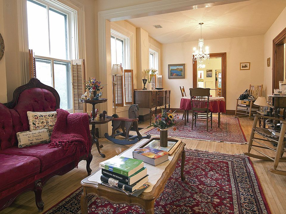 53 Irvine Park, Saint Paul, MN 55102 Zillow