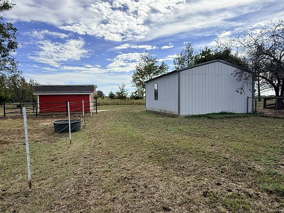 4th image of 2097 N 377th Rd