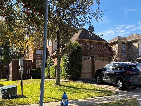 3rd image of 3836 Suffolk Ln