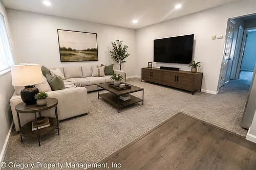 Floor plan 215