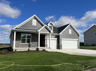 1568 N Thompson Rd, Sun Prairie, WI 53590