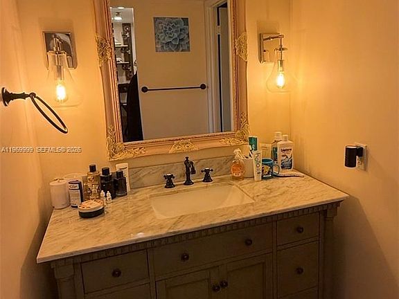 4th image of 1345 West Ave APT 903