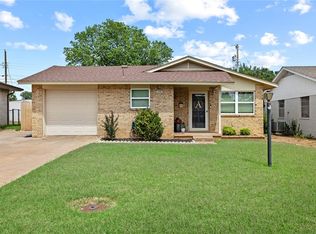 506 N 2nd St, Weatherford, OK 73096