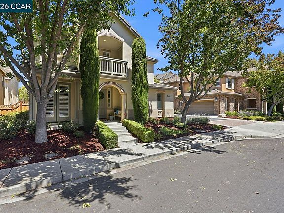 2nd image of 3503 Rimini Ln