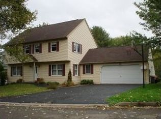 336 Kane Dr, Vestal, NY 13850