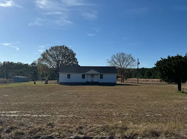 422 Saint John Church Rd, Goldsboro, NC 27534