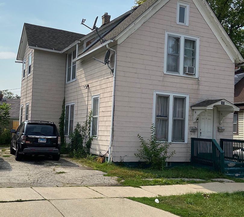 518 Chestnut St Waukegan IL Zillow
