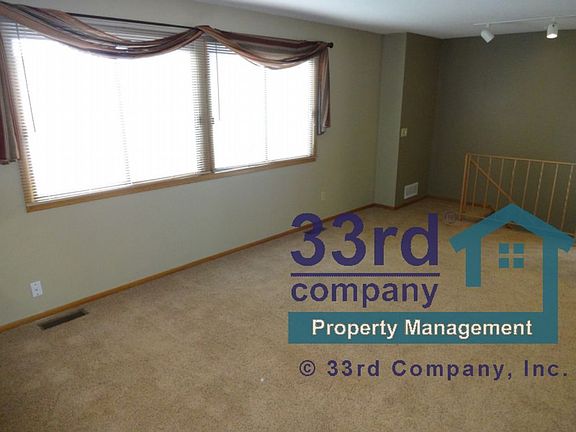 3rd image of 4196 White Bear Pkwy