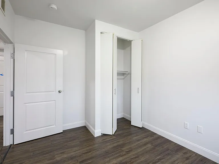 Small 1-Bedroom