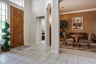 3rd image of 956 Waterbury Way