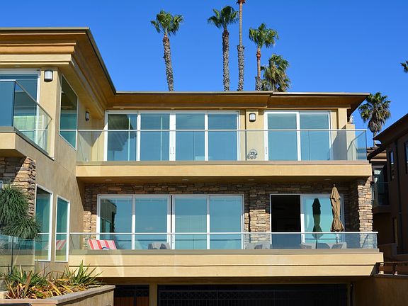 Exterior, 2nd Floor