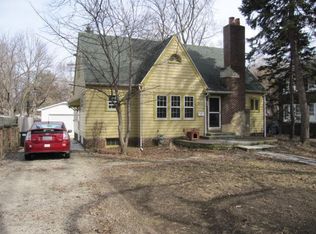 806 S Lynn St, Champaign, IL 61820