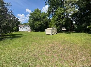 616 Wetumpka St, Prattville, AL 36067