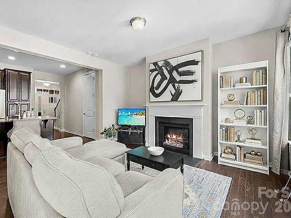 1st image of 7223 Lochy Ln