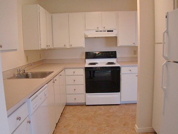 5th image of 8315 5th Ave NE APT 401