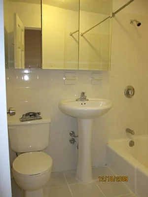 Rented by Immac Realty | media 35