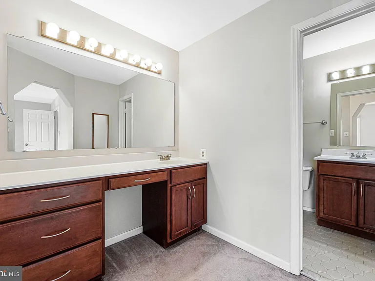 2852 Yarn Ct — Photo 25