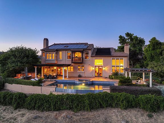 3rd image of 4596 Echo Springs Cir