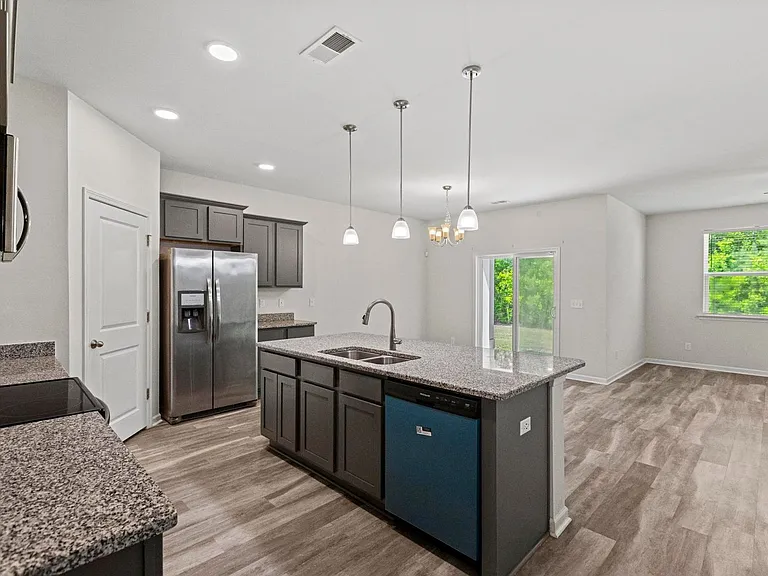 810 Lenox Dr — Photo 10
