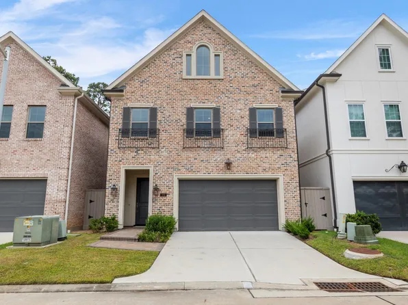 106 Cinder Berry St, Conroe, TX 77384