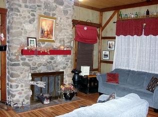 18814 Washington Ave, Union Grove, WI 53126