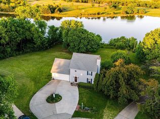 114 E Tomahawk Dr, Saint Marys, KS 66536